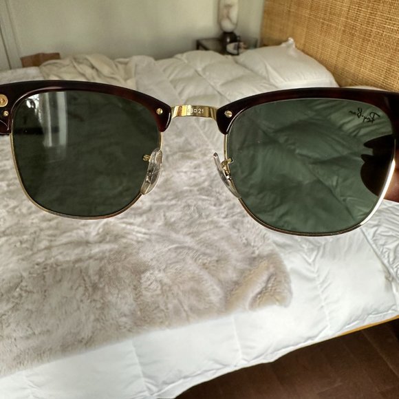 RAYBAN CLUBMASTER CLASSIC - POLISHED TORTOISE ON GOLD - NEW - Picture 5 of 7